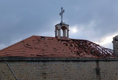 הפגיעה בכנסיית סנט ג'ורג' (צילום: דובר צה"ל)