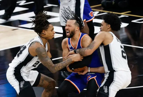 כשהם נבהלו, הוא לקח אחריות. ברונסון (צילום: GettyImages)