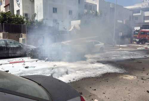 זירת הפיצוץ בקרית גת (צילום: תיעוד מבצעי מד"א)