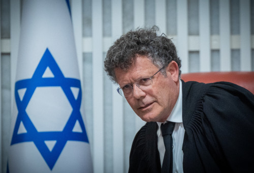 הנשיא יצחק עמית בדיון לשינוי הועדה לבחירת שופטים (צילום: יונתן זינדל פלאש 90)