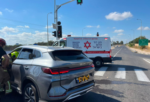 5 פצועים בתאונת דרכים סמוך לג'לג'וליה (צילום: תיעוד מבצעי מד"א)