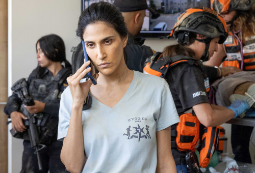 מגי אזרזר בסרט "האהבות שלנו" (צילום: מיכל פתאל)