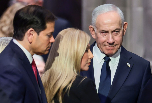 ראש הממשלה בנימין נתניהו ושר החוץ של ארה"ב מרקו רוביו בטקס האשכבה של לינדזי גרהאם (צילום: רויטרס)