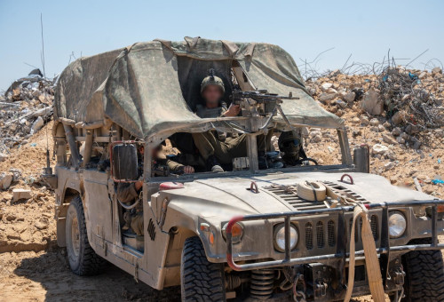 פעילות כוחות חטיבה 188 בדרום רצועת עזה, מזרחית לקו הצהוב (צילום: דובר צה"ל)