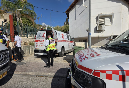 צוותי מד"א בבית שמש (צילום: תיעוד מבצעי מד"א)