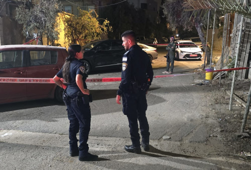זירת האירוע ברמלה (צילום: דוברות המשטרה)