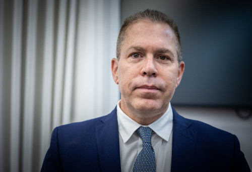 גלעד ארדן (צילום: יונתן זינדל, פלאש 90)