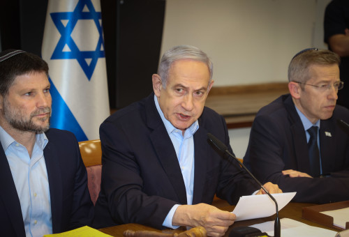 בנימין נתניהו בישיבת ממשלה (ינואר 2024) (צילום: יריב כץ, פול)