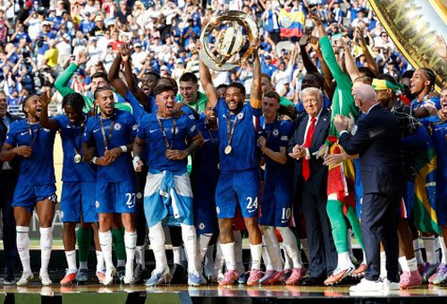 שחקני צ'לסי חוגגים (צילום: Getty images)