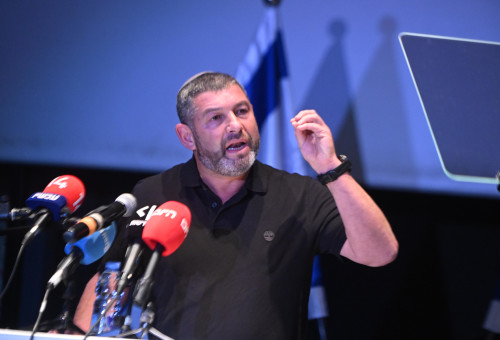 עופר וינטר, בכנס בראשון לציון (צילום: אבשלום ששוני)