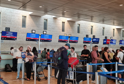 צ'ק אין בנתב"ג - פליי דובאי (צילום: ללא קרדיט)