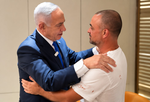 יניב ונתניהו בנתב"ג (צילום: לע"מ,איור: מעריב אונליין)