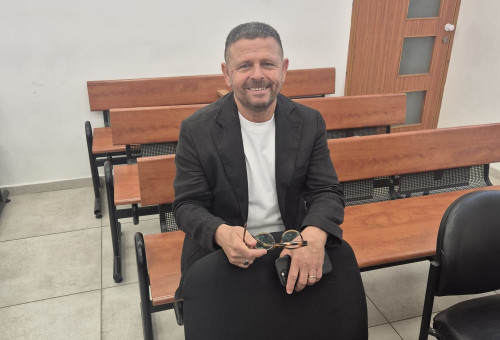 ח"כ לשעבר איתן כבל בבית המשפט המחוזי בירושלים (צילום: אבשלום ששוני)