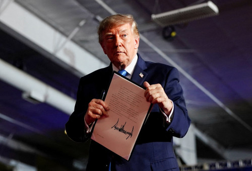 דונלד טראמפ (צילום: REUTERS/Nathan Howard)