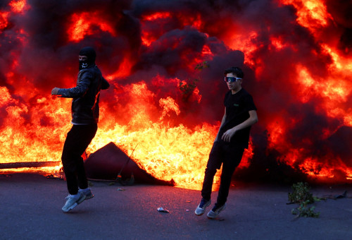 מחאת סטודנטים באלבניה (צילום: REUTERS)
