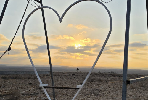 הסדרת הישוב עזוז הסמוך לגבול מצרים (צילום: רשות מקרקעי ישראל)