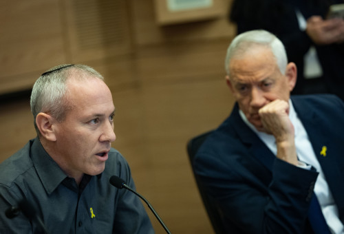בני גנץ וחילי טרופר (צילום: יונתן זינדל פלאש 90)