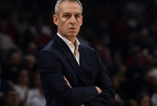 עודד קטש מאמן מכבי תל אביב (צילום: GettyImages)