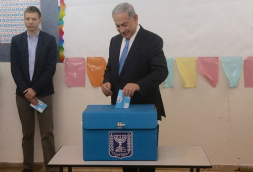 נתניהו בקלפי (צילום: מרק ישראל סלם)