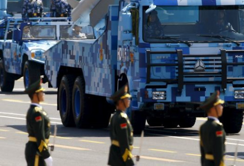 צבא סין במצעד (צילום: רויטרס)