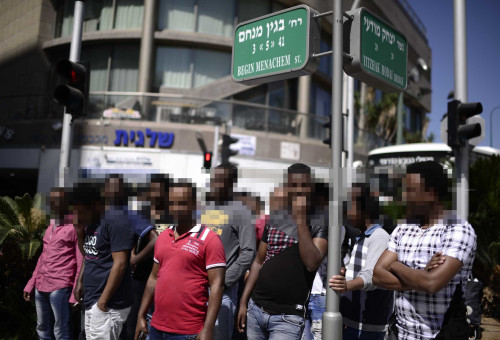 עובדים זרים (למצולמים אין קשר לנאמר) (צילום: תומר נויברג, פלאש 90)