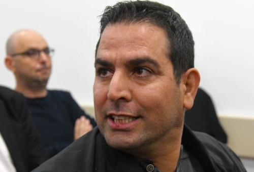 מני נפתלי בבית המשפט (צילום: אבשלום ששוני)