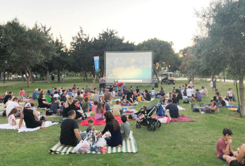 קיץ בגני יהושוע (צילום: הילה שפלר)