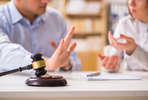 גירושים, אילוסטרציה (למצולמים אין קשר לנאמר בכתבה) (צילום: אינג אימג')