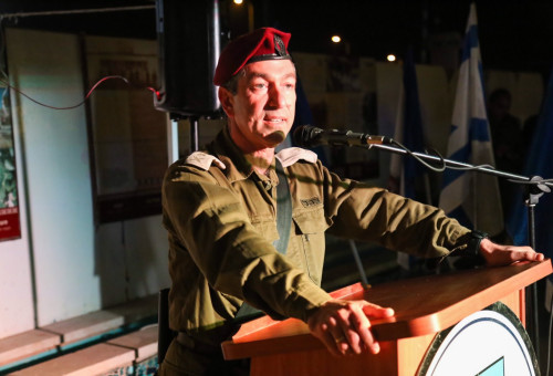 אלוף במיל' רוני נומה (צילום: גרשון אלינסון, פלאש 90)