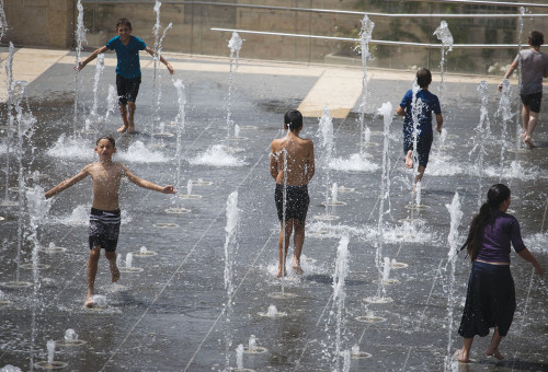 ילדים בחופש הגדול בירושלים (צילום: הדס פרוש, פלאש 90)