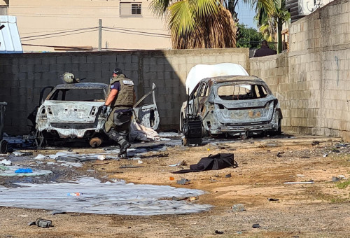 פיצוץ רכב ברמלה (צילום: דוברות המשטרה)