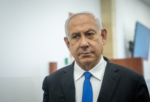 בנימין נתניהו בבית המשפט (צילום: יונתן זינדל, פלאש 90)