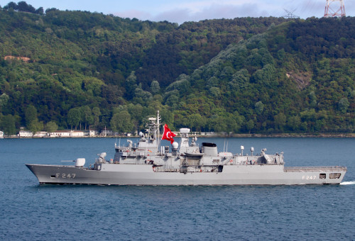 המשחתת הטורקית (צילום: REUTERS/Yoruk Isik)