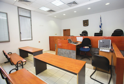 בית משפט, אילוסטרציה (צילום: יונתן זינדל, פלאש 90)