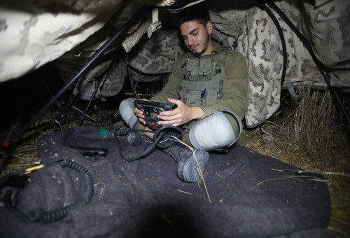 איסוף קרבי (צילום: אלוני מור)