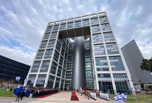 בניין הקריה, משרד הביטחון (צילום: אבשלום ששוני)