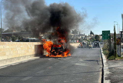 רכב בוער. אילוסטרציה (צילום: דוברות כיבוי והצלה)