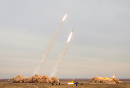 שיגור טילים איראנים (צילום: Saeed Sajjadi/Fars News/WANA (West Asia News Agency) via REUTERS)