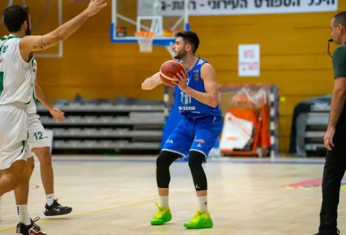 גם רחובות בצמרת. טל פלד (צילום: אתר רשמי, נתן ברברוב מכבי רחובות)
