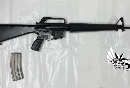 רובה סע"ר מסוג m16 (צילום: דוברות המשטרה)