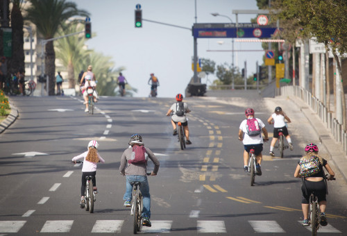 רוכבים ביום כיפור  (צילום: מרים אלסטר, פלאש 90)