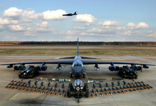 מפציץ B-52 אמריקאי (צילום: סוכנויות הידיעות)