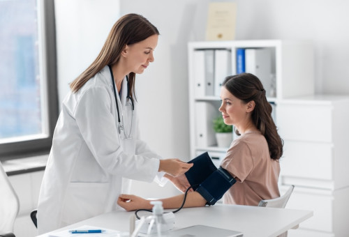 לחץ דם  (צילום: שאטרסטוק)