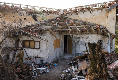 הרס במטולה במהלך מלחמת חרבות ברזל (צילום: חיים גולדברג, פלאש 90)