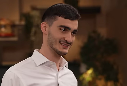 מיכאל שמש ב"פגישה" עם רוני קובן (צילום: צילום מסך כאן 11)