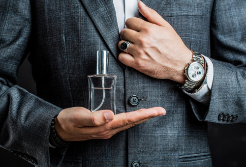 גניבת בשמים, אילוסטרציה (צילום: שאטרסטוק)