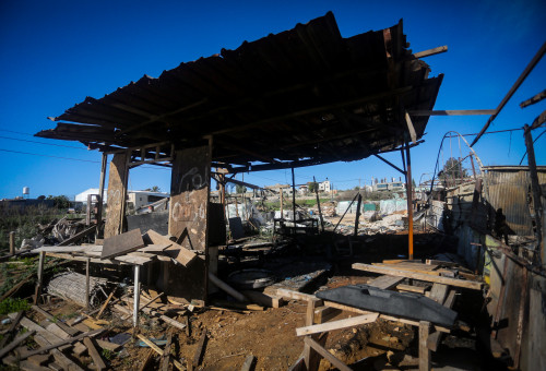 נזקי פרעות המתנחלים בפונדוק, 20.1.25 (צילום: נסאר אשתייה, פלאש 90)