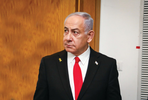 נתניהו בבית המשפט המחוזי בת"א (צילום: פול גדעון מרקוביץ)