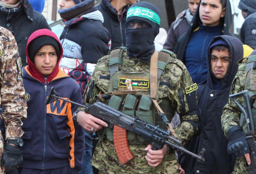 מחבל חמאס (צילום: רויטרס)