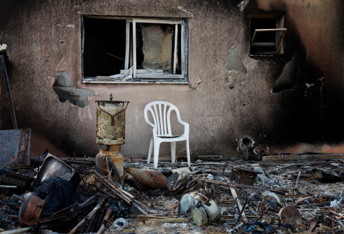 טבח השבעה באוקטובר בקיבוץ כפר עזה (צילום: REUTERS/Evelyn Hockstein)